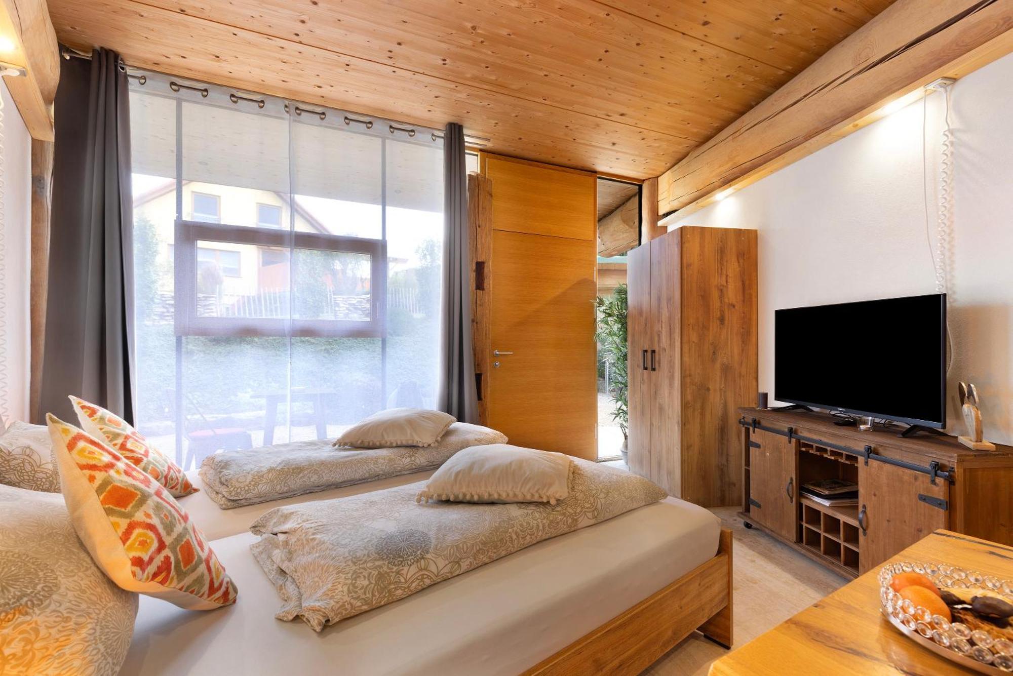 Albchalet *