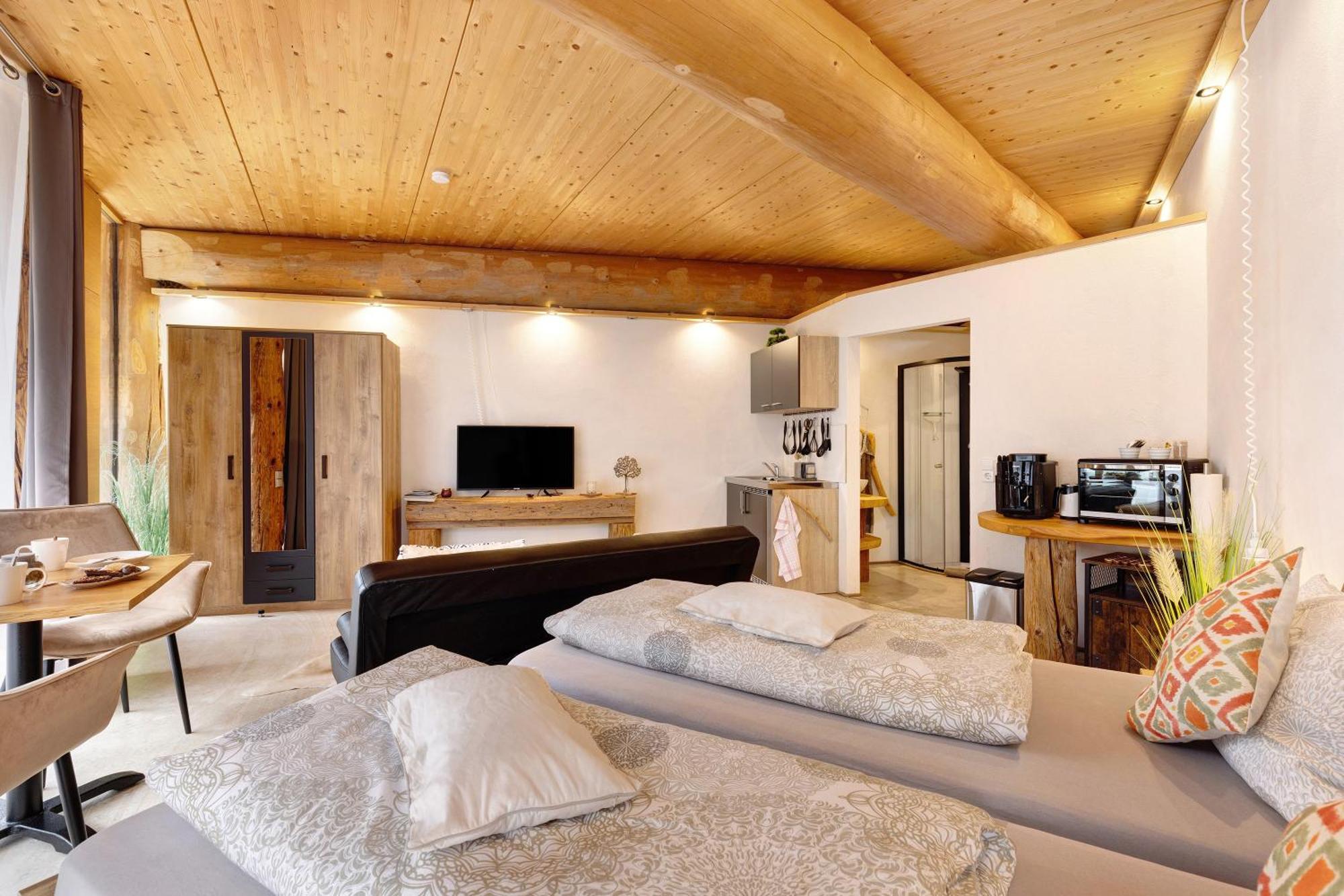 Albchalet *
